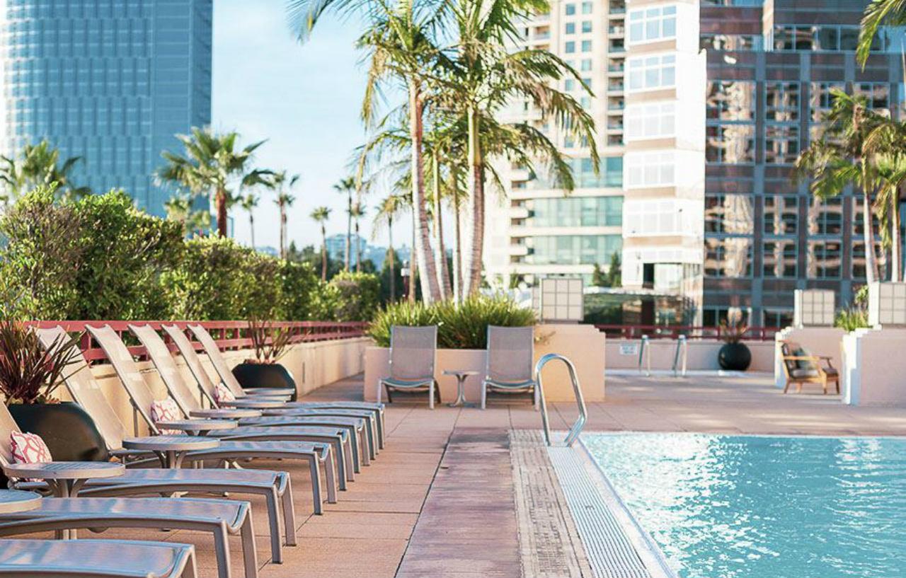Hotel Intercontinental Angeles Century At Beverly Hills 4*